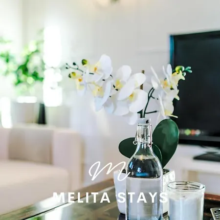 Spacious And Stylish 2 Bedroom